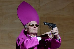 Operos veteranas Česlovas Nausėda prisiminė debiutą su išlaistyta kava