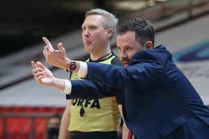 Po nutrūkusios serijos „Ryto“ treneris G. Žibėnas pliekė auklėtinius: „Negerbiame savęs“