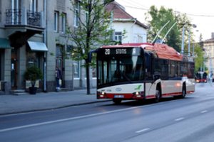 Keleivių viešajame transporte daugėja, keičiami ir tvarkaraščiai