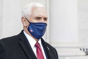  Buvęs JAV viceprezidentas M. Pence‘as rašys memuarus