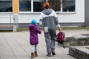 Klaipėdoje į mokyklas grįš mokytojai ir pradinukai, jiems nereikės testuotis 