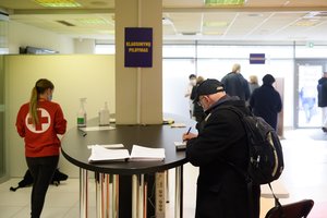 Įmonės kviečiamos registruotis, tačiau darbuotojai bus skiepijami tik likus vakcinos