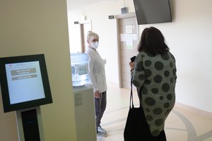 SAM aiškinasi situaciją dėl galimos savivalės skiepijant žmones Marijampolėje