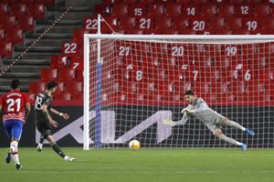 Europos lygos ketvirtfinalyje sėkmingiausiai startavo „Manchester United“ – nesutrukdė ir į aikštę išbėgęs nuogalius