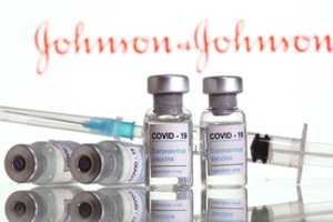 EVA aiškinasi galimus ryšius tarp „Johnson & Johnson“ vakcinos ir krešulių