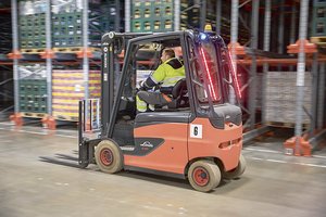 Alaus rinkos lyderiai pirmauja ir pagal algas