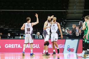 „Olimpia“ išlaikė Eurolygoje ketvirtą vietą – netikėtai lengvai sutriuškino galingąjį „Anadolu Efes“