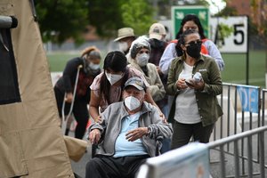 COVID-19 atvejų skaičius pasaulyje viršijo 135 mln., mirė 2,9 mln. užsikrėtusiųjų