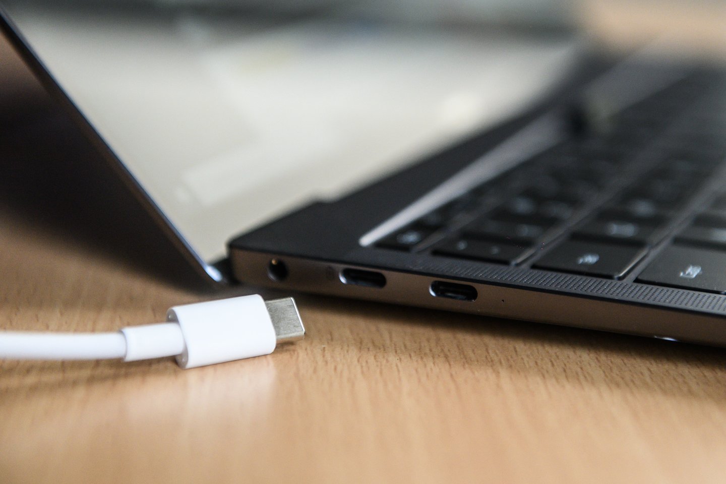 Ketinama riboti paslaugų tiekėjų iš trečiųjų šalių įsitraukimą tiekiant elektroninio ryšio paslaugas Lietuvoje.<br>V.Skaraičio nuotr.