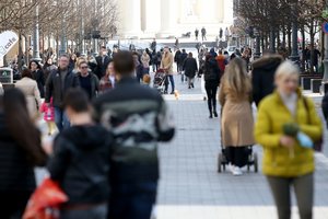 Prakalbo apie priežastis, kurios pavėlintų masinę vakcinaciją Lietuvoje