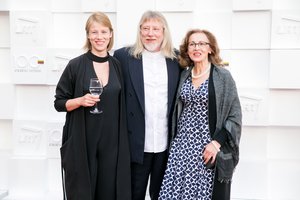 Garsių aktorių dinastijos atstovė Emilija Latėnaitė: „Stengiausi, kad mano pasiekimai nebūtų susiję su tėvais“