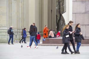 Lietuviai į karantiną žvelgia kaip į loteriją su šansu: iš 1000 suserga 100, iš 10 vienas miršta