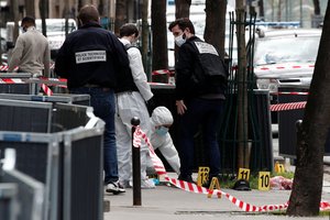 Per šaudymą prie Paryžiaus ligoninės žuvo vienas žmogus, dar vienas sužeistas 