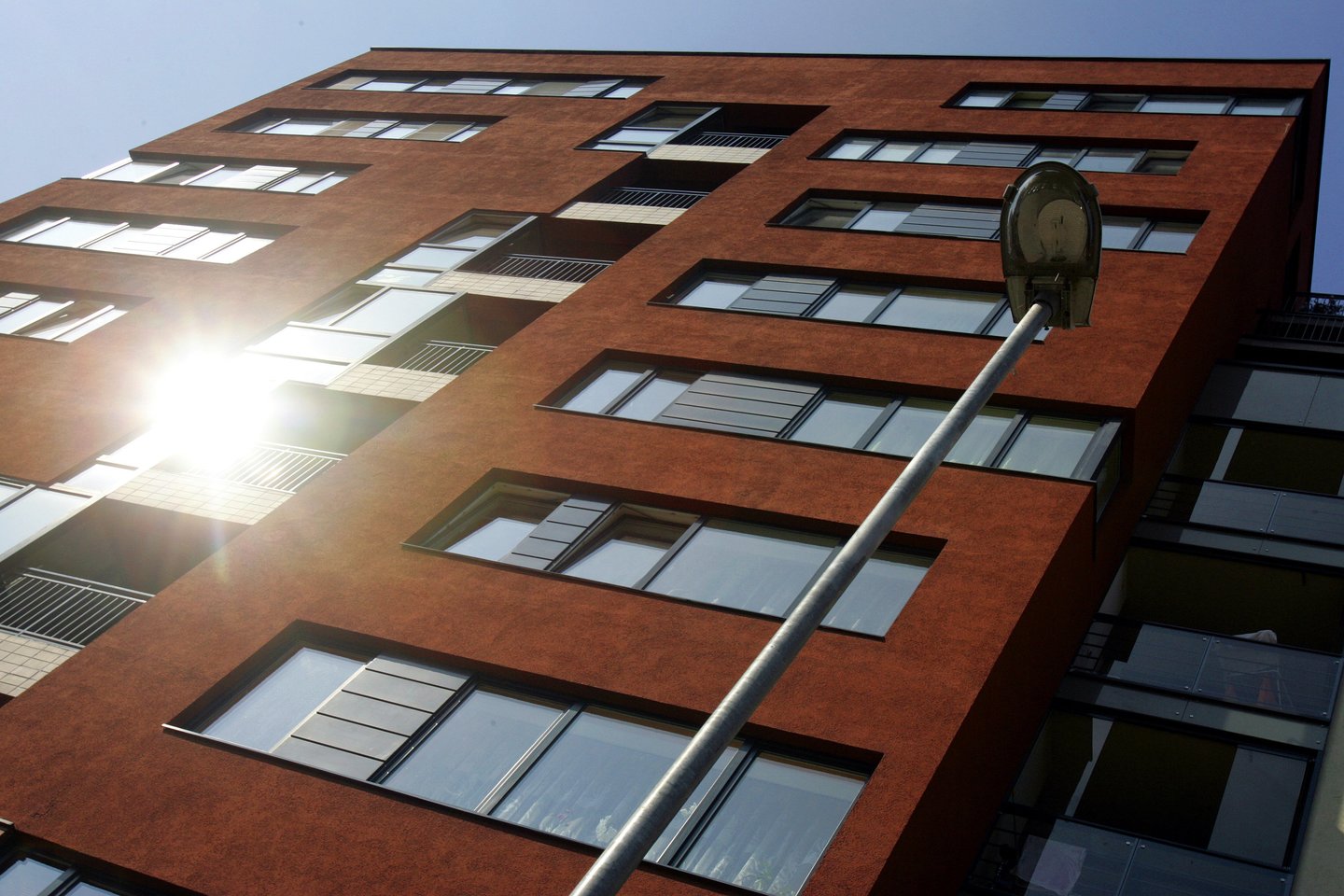 „Ober-Haus“ Lietuvos butų kainų indekso (OHBI), fiksuojančio butų kainų pokyčius penkiuose didžiausiuose Lietuvos miestuose (Vilniuje, Kaune, Klaipėdoje, Šiauliuose ir Panevėžyje), 2021 metų kovo mėnesio reikšmė išaugo 1,9 proc. (2021 metų vasarį buvo fiksuojamas 0,9 proc. augimas).<br>V.Balkūno nuotr.