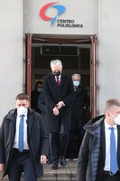 Prezidentūra toliau baksnoja į skiepijimo planą: ragina į prioritetų grupę įrašyti ir žmones su negalia