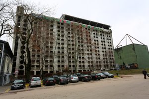 Jau stoja svarbiausios šalies statybos – patikino, kad priežastis ne tik pinigai ar darbuotojų stygius