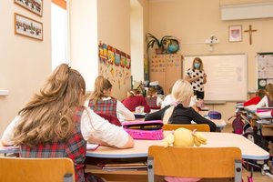 Į Panevėžio miesto mokyklas grįžo 470 moksleivių 