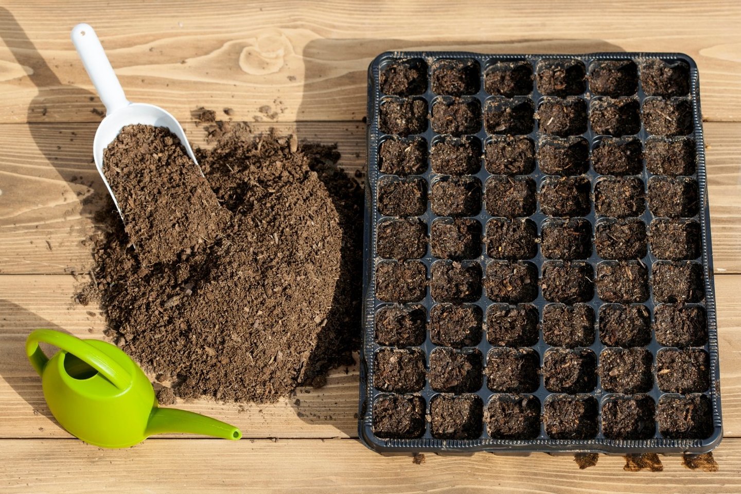Kaip pasirinkti geriausiai dirvai ir augalams tinkančius substratus ir trąšas?
