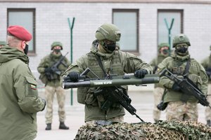  Lietuvos kariuomenei perduoti prieštankiniai granatsvaidžiai