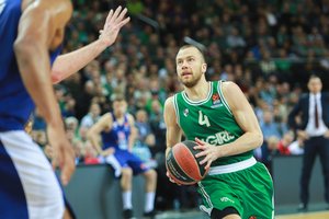 „Žalgiris“ išsivežė lengvą pergalę iš Alytaus – „Dzūkiją“ terorizavo L. Lekavičius