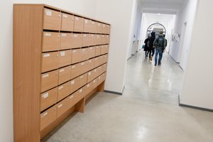 Karantininius metus išgyvenę abiturientai po pirmojo egzamino bandymo neslepia: dalis jo atsisakys