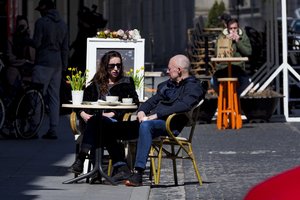 Verslą piktina, kaip Vilniuje dalija plotą lauko kavinėms 