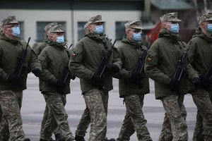 Tarnauti Lietuvai prisiekė daugiau nei pusantro šimto karių