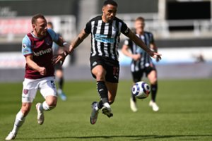 Anglijos „Premier“ lyga: mažumoje likusi „West Ham“ nesugebėjo atsitiesti prieš „Newcastle“