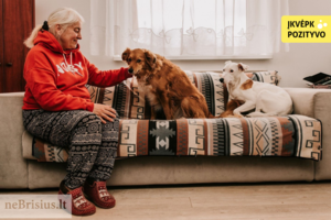 Iš siaubingų sąlygų išgelbėti šunys bando prisitaikyti prie normalaus gyvenimo ir priimti meilę