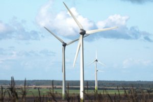 Investicijos toliau plūdo: į atsinaujinančiąją energetiką investavo rekordinę sumą