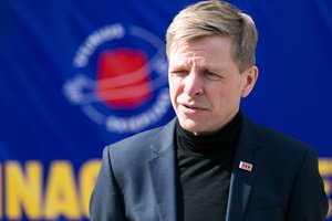 R. Šimašius abejoja dėl 5-11 klasių moksleivių grįžimo į mokyklas