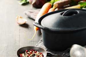 Visa tiesa apie ketaus puodus: kaip naudoti ir prižiūrėti