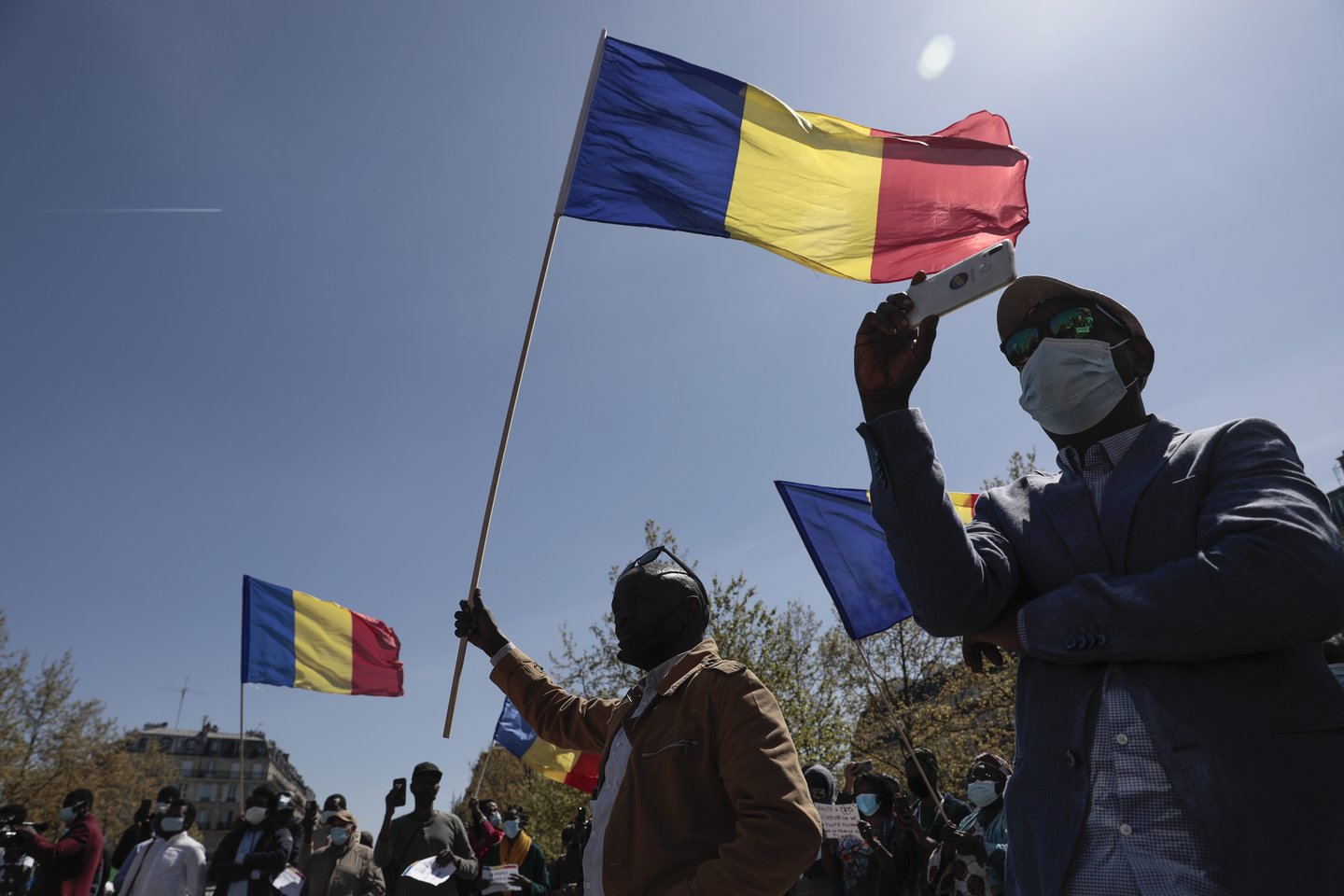  Čado sostinėje protestuotojai nužudė moterį.  <br> AP/Scanpix nuotr.