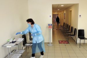 Klaipėda laikinai stabdo registraciją skiepams nuo COVID-19