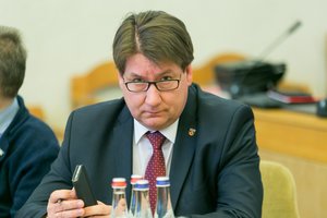 Liko V. Blinkevičiūtė ir J. Olekas: iš socialdemokratų pirmininko rinkimų traukiasi dar vienas kandidatas