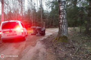 Antradienį šalies keliuose registruoti 35 eismo įvykiai