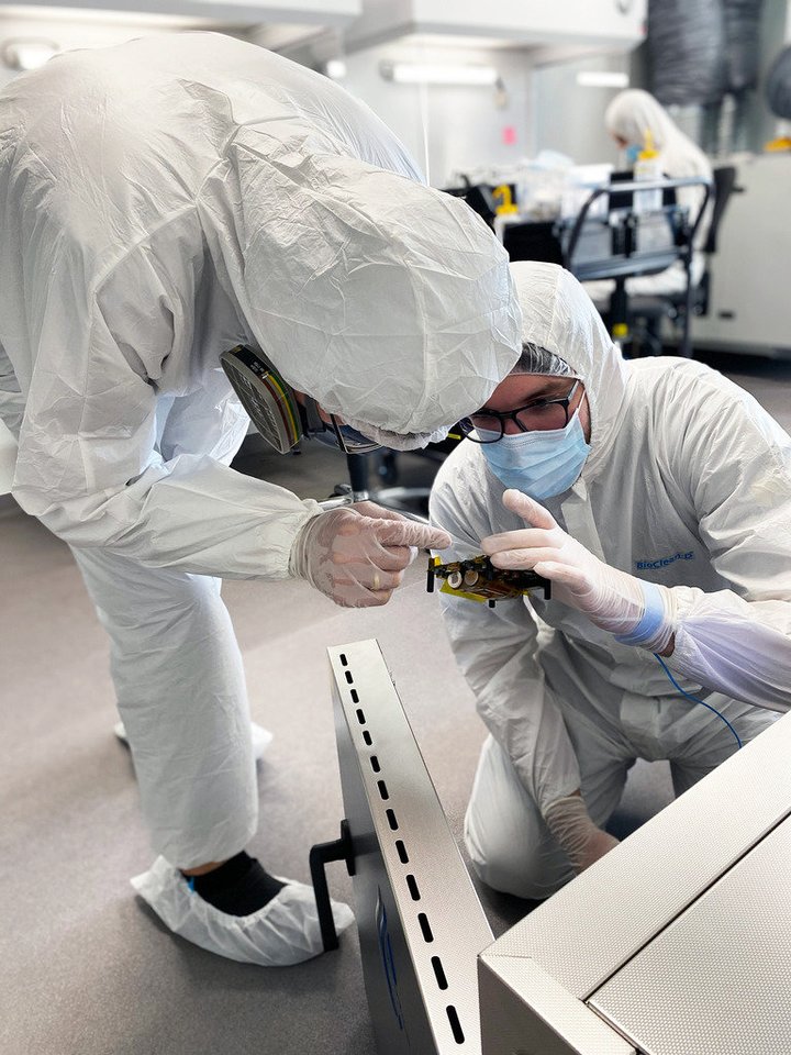 „NanoAvionics“ jau kuria 12 krovos vienetų platformą, kurioje į orbitą bus iškelta ir išbandyta NASA kuriama Saulės burių sistema „Advanced Composite Solar Sail System“ (ACS3).<br> „NanoAvionics“ nuotr.