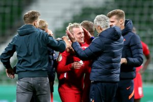 „Leipzig“ dramatiškai žengė į Vokietijos futbolo taurės finalą