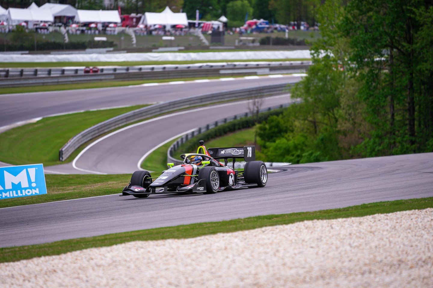 D.Malūkas sėkmingai pradėjo „Indy Lights“ sezoną ir artėja prie svajonės lenktyniauti „Indy Car“ varžybose.<br> Nuotr. iš asmeninio albumo.
