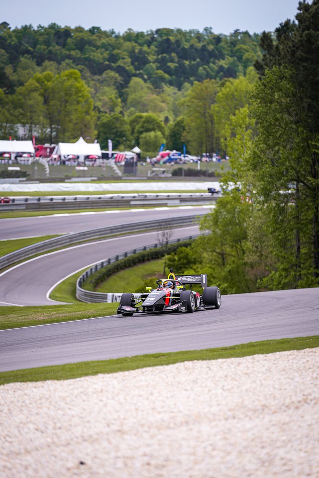 D.Malūkas sėkmingai pradėjo „Indy Lights“ sezoną ir artėja prie svajonės lenktyniauti „Indy Car“ varžybose.<br> Nuotr. iš asmeninio albumo.