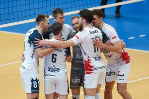 Europos tinklinio Čempionų lygoje pirmuosius savo titulus iškovojo Lenkijos ir Italijos klubai