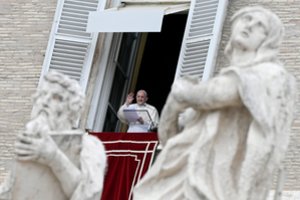 Popiežius pradeda maldų dėl pandemijos pabaigos „maratoną“