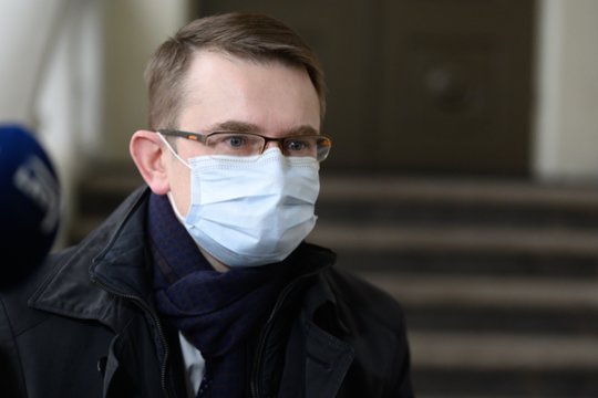 A. Dulkiui – dar daugiau Prezidentūros kritikos strėlių: ragina skubiai pateikti atsakymus