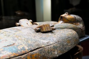 Mumijos ir sarkofagai Lietuvos sostinėje: duris atveria unikali senovės Egipto paroda