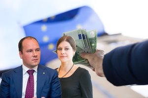 Ekonomistai įspėja: dabar didžiausia rizika mums tapti brangiems prieš tampant turtingiems