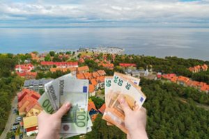 Skandale dėl nekilnojamo turto Neringoje – netikėtas posūkis: vietoje pirmos vietos nugalėtojui gresia tapti įtariamuoju