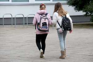 Karantininę moksleivių kartą ugdantis mokytojas pripažįsta: „Vaikai elgsis kitaip, bus nesusipratimų“