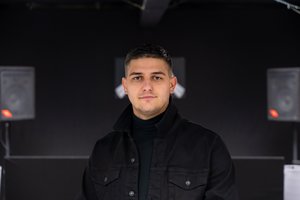 Didžėjų mokyklą Kaune įkūręs R. Baltūsis pristato savo naujausią albumą