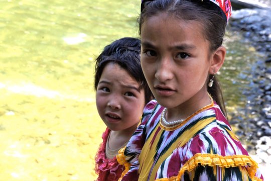 Šokiruojanti Kinijos realybė: atskirtos šeimos ir naikinamas religinių mažumų palikimas