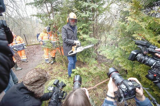 Kova dėl tako Žvėryne nebaigta: šunybių mėgėjas šokdina mero bijančią „Grindą“